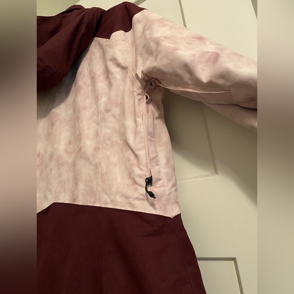 Volcom Womens Snowboard Shell Size S - Like New - image 3